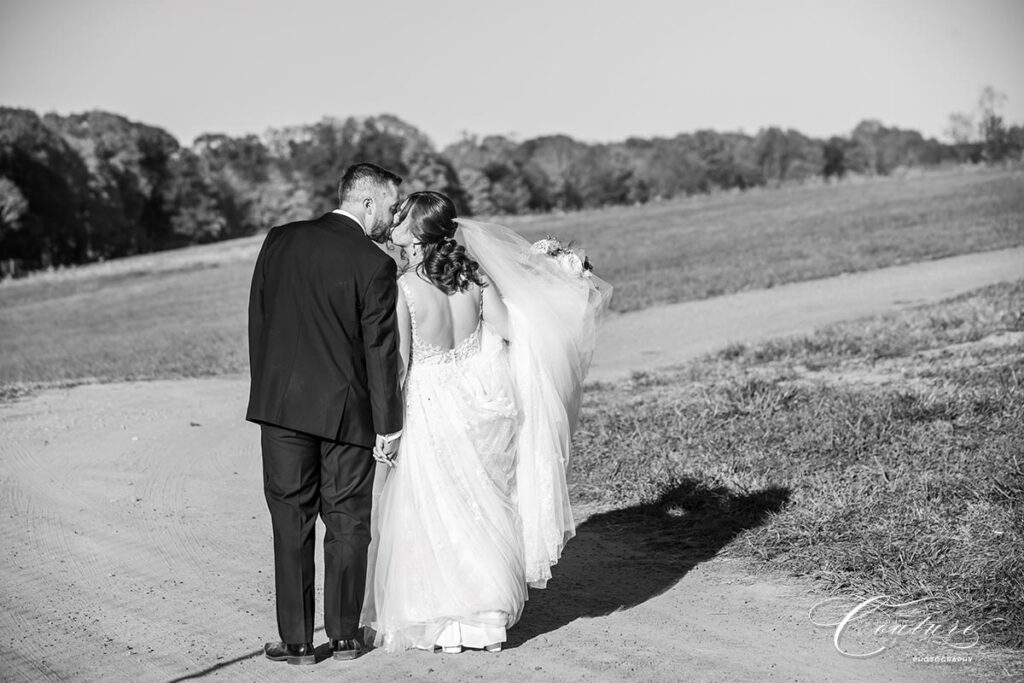 Wedding at Millpond Gatherings in Northford, CT