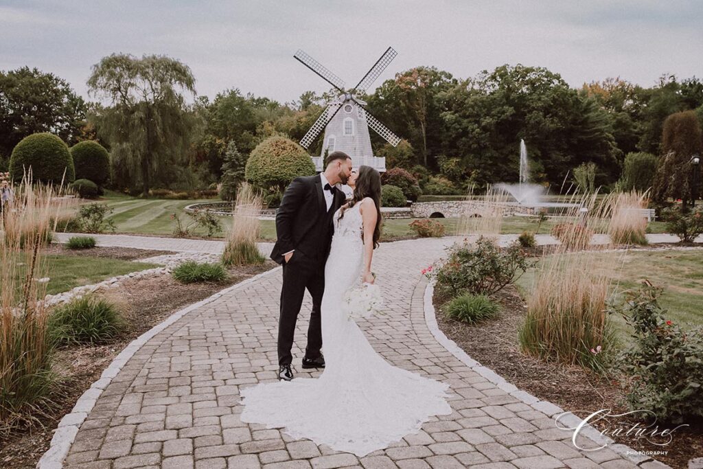 Wedding at Aqua Turf in Planstville, CT