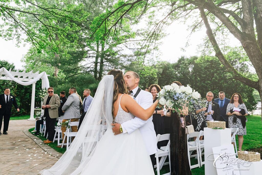 Wedding at Farmington Gardens in Farmington, CT