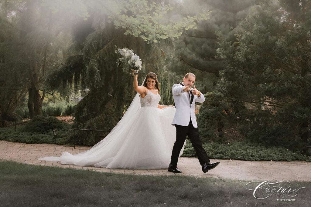 Wedding at Farmington Gardens in Farmington, CT