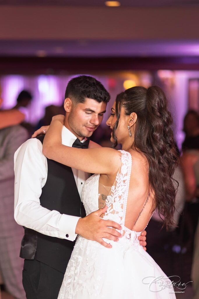 Wedding at The Woodwinds in Brandford, CT