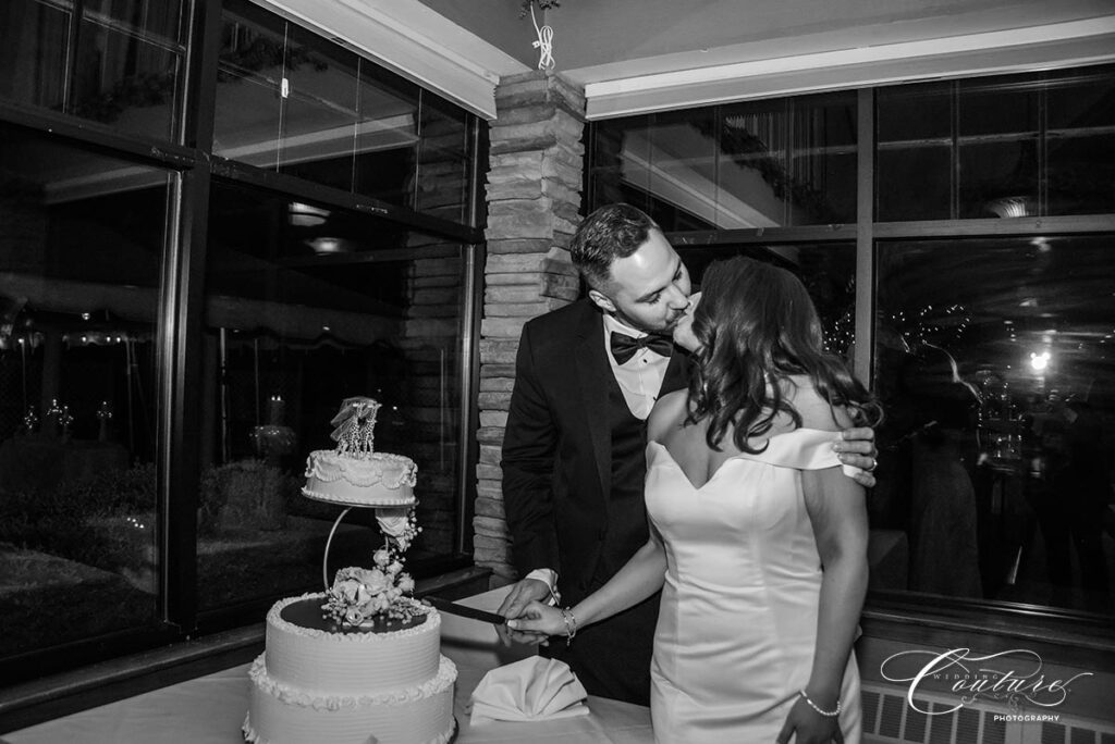 Wedding at Tashua Knolls Golf Club & Banquets in Trumbull, CT