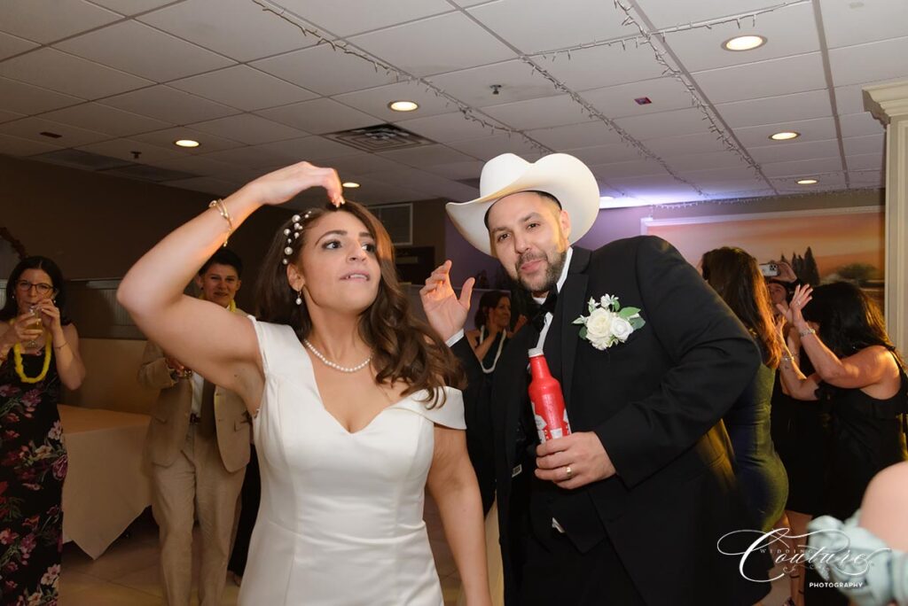 Wedding at Tashua Knolls Golf Club & Banquets in Trumbull, CT